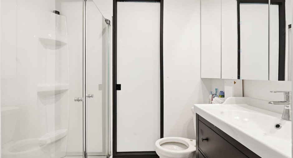 Salle de bains attenante à la CCP