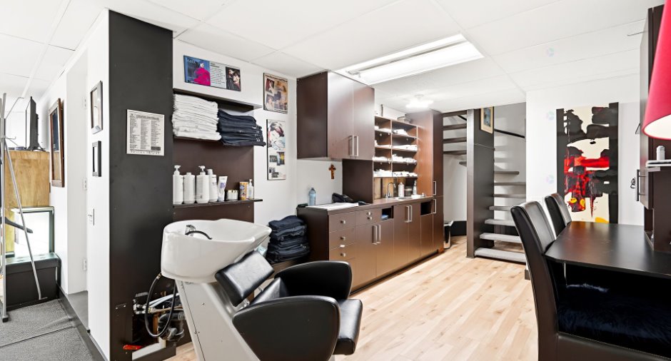 Salon