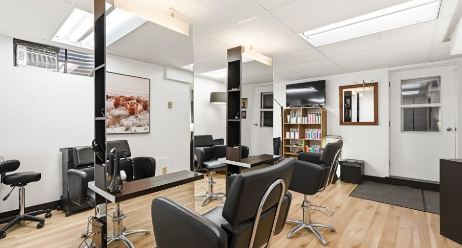 Salon