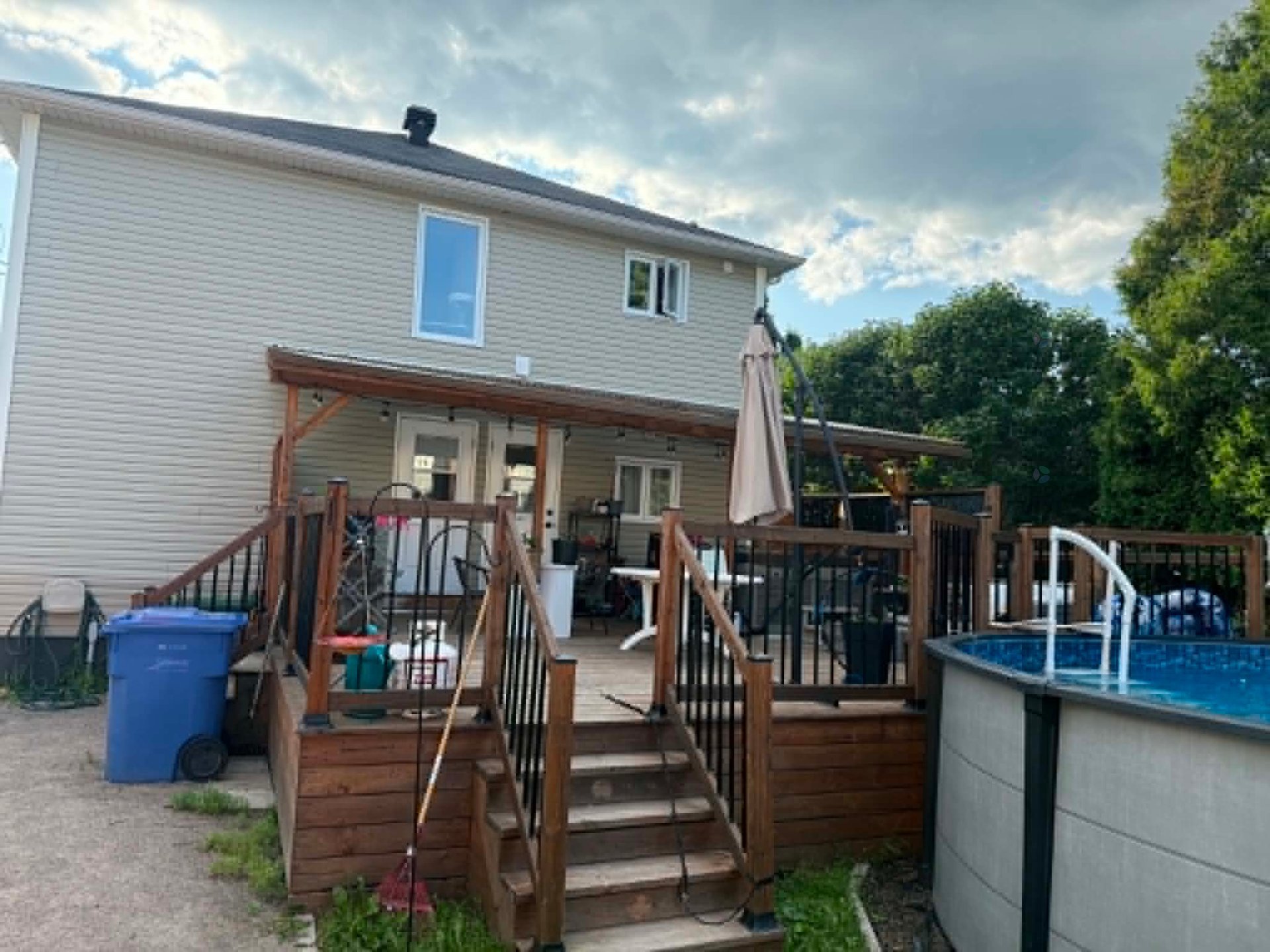 2253-2255 Rue St-Jérôme — photo 3