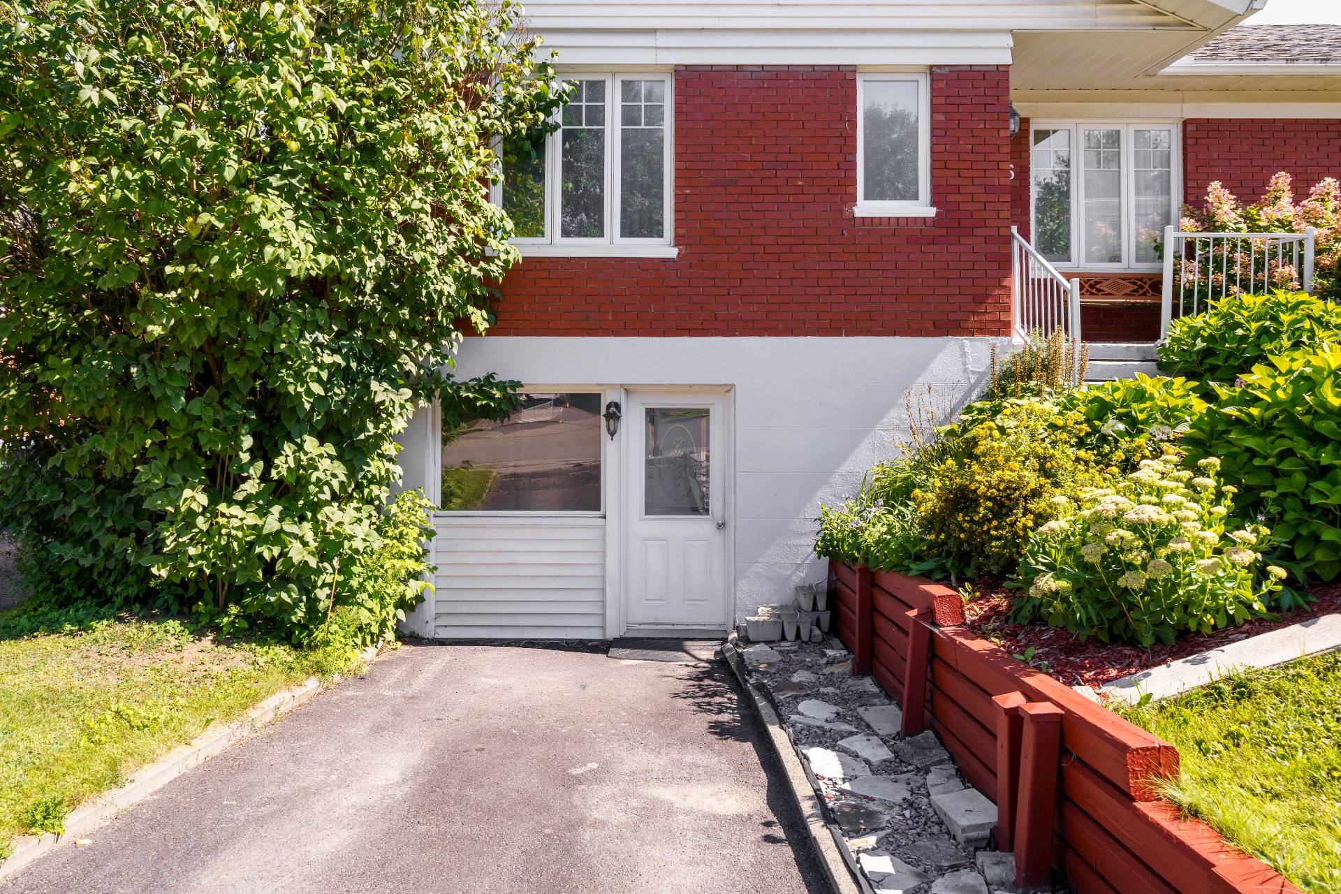 775 Av. du Chanoine-Scott — photo 3