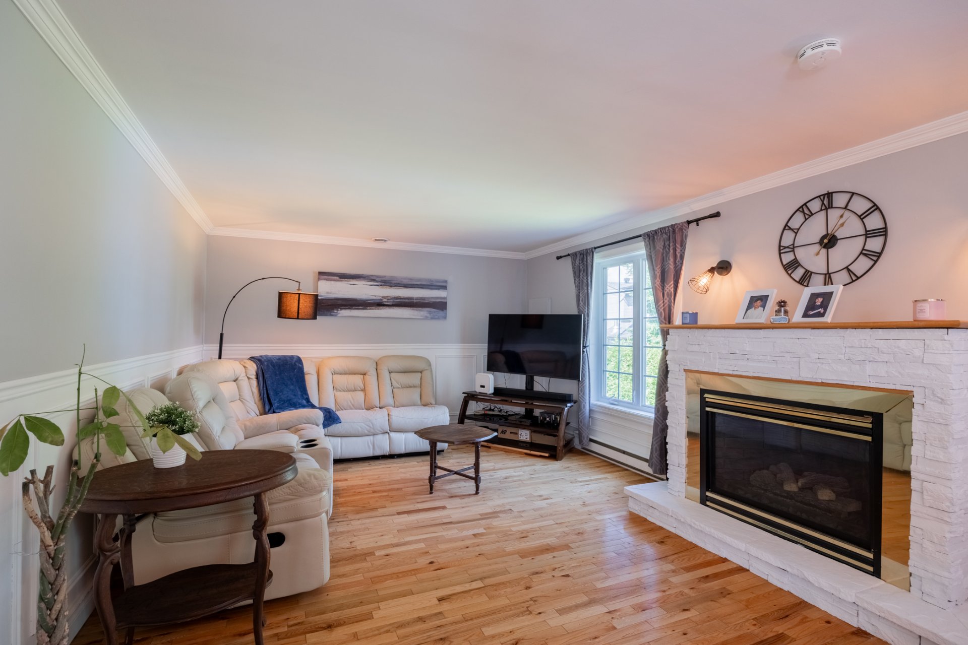 1626-1628 Av. André-Malapart — photo 2