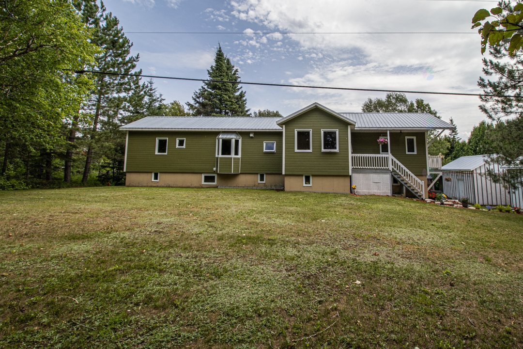 212 Ch. du Lac-du-Camp — photo 1