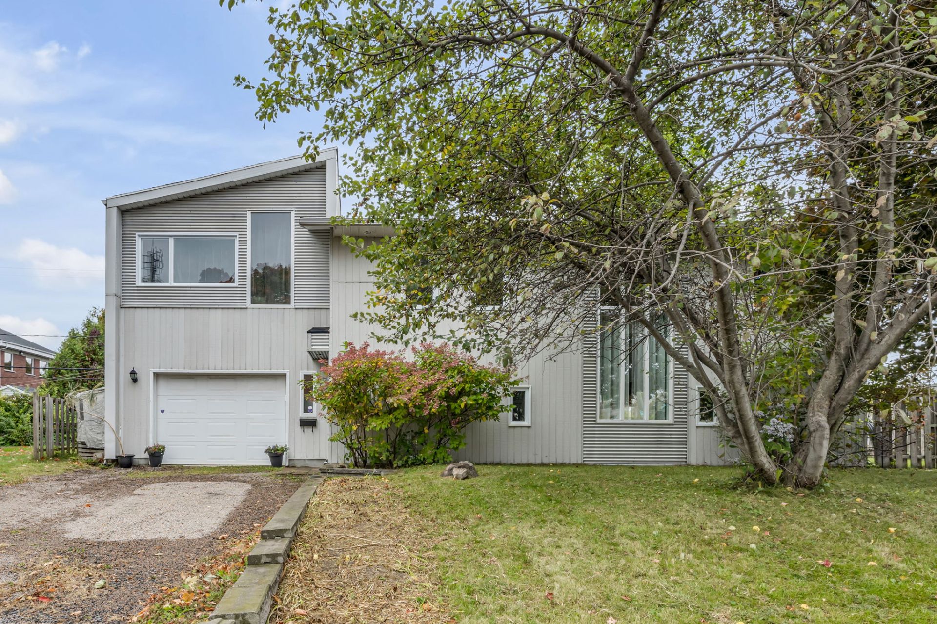 1355 Av. de Vercel — photo 2