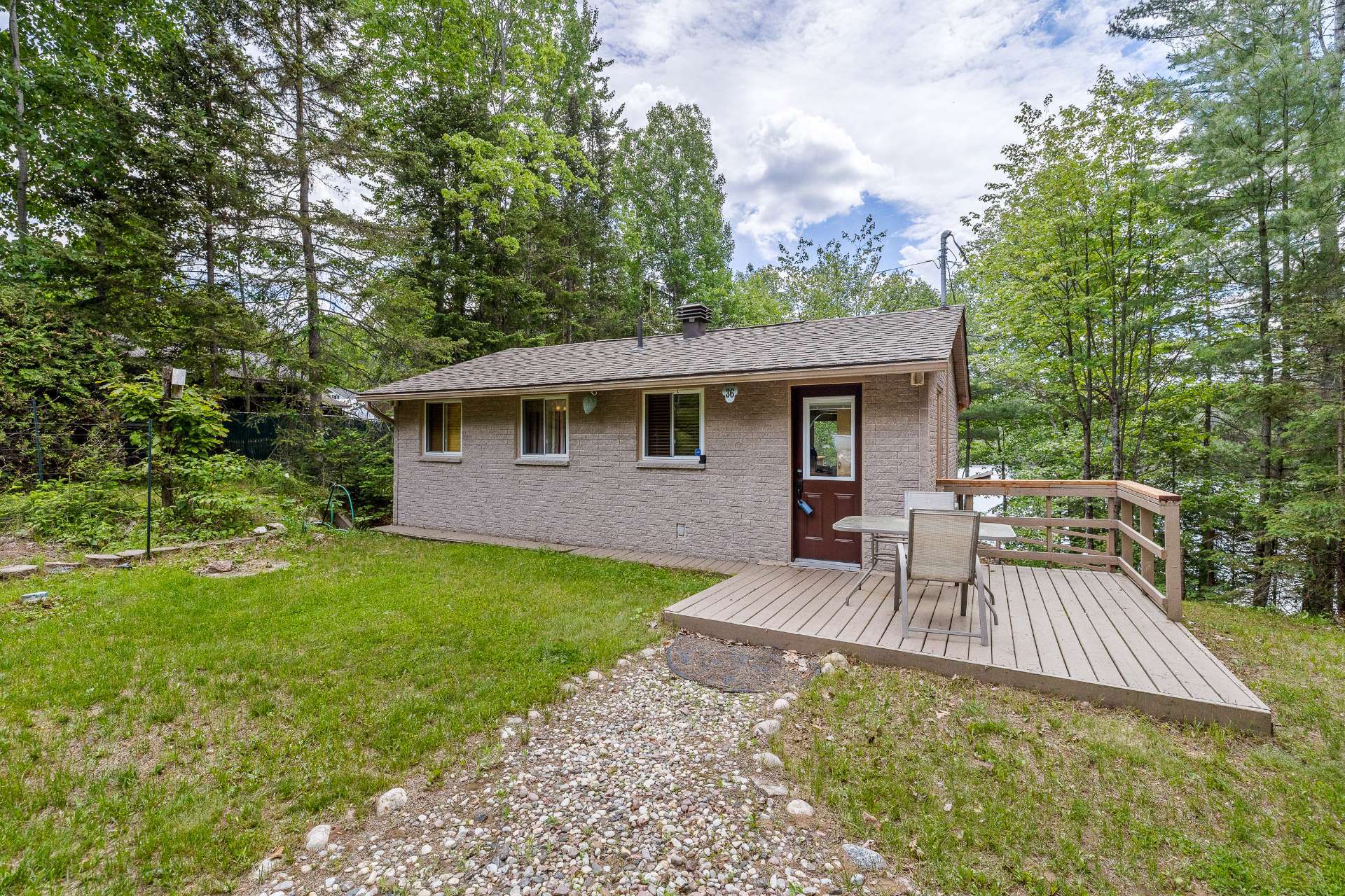 36 Ch. Stephens — photo 2