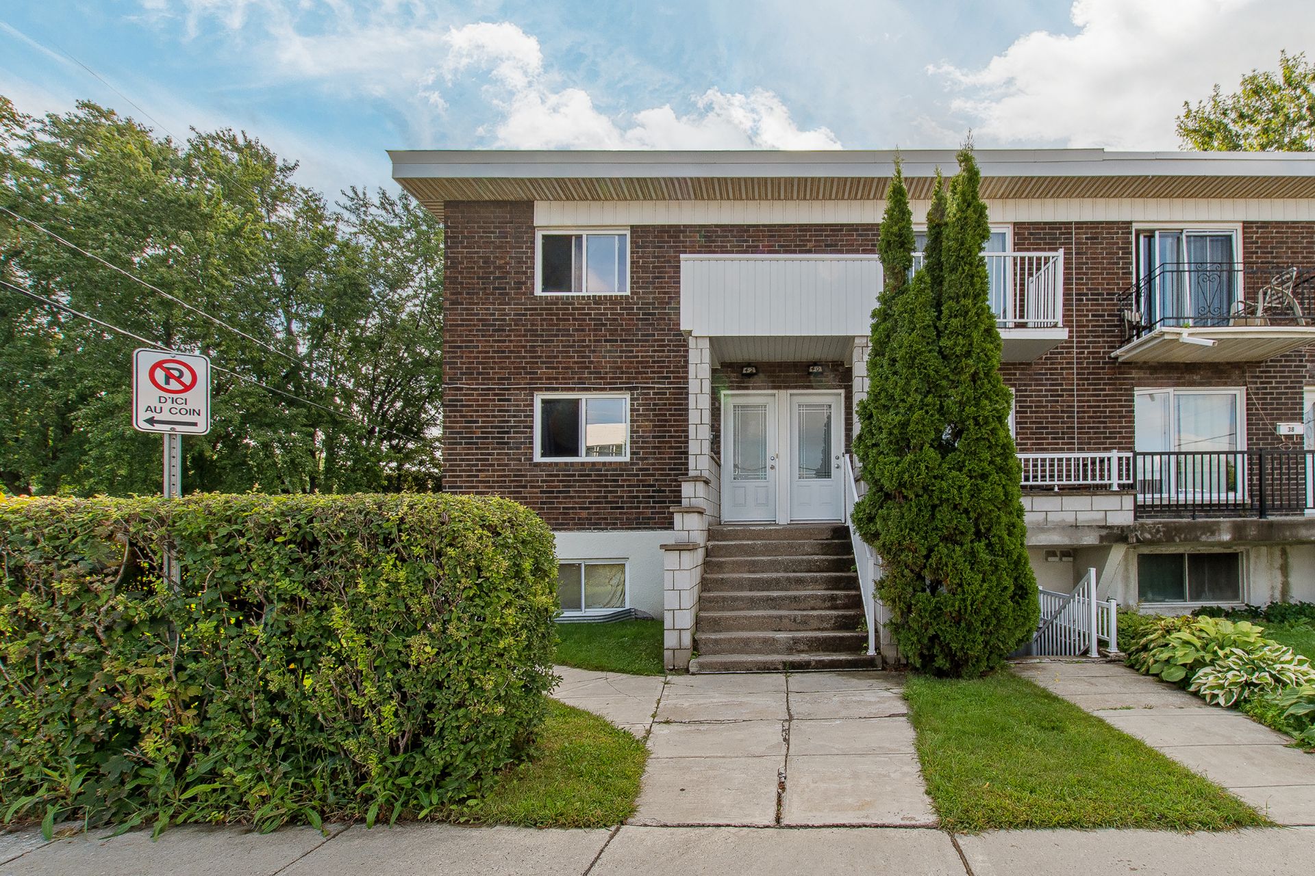 40-42A Rue St-Laurent — photo 1