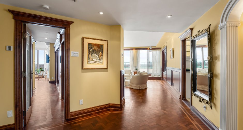 Corridor
