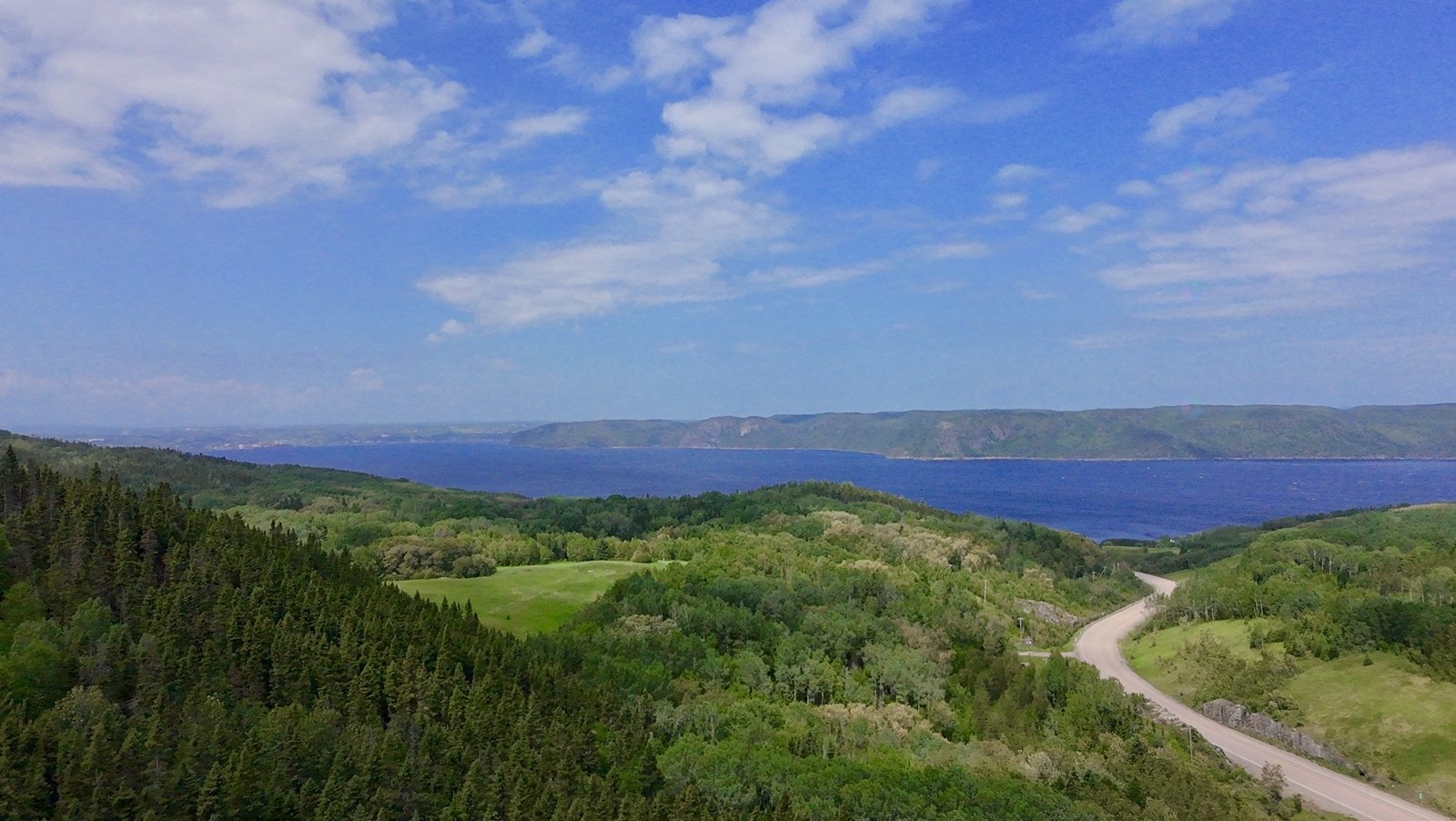 Boul. de la Grande-Baie S. — photo 1