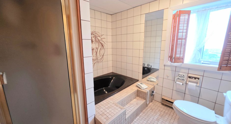 Salle de bains attenante à la CCP