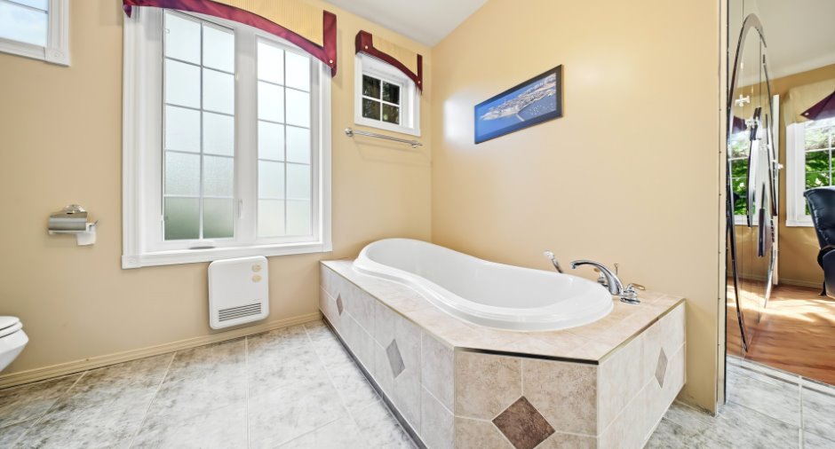 Salle de bains attenante à la CCP