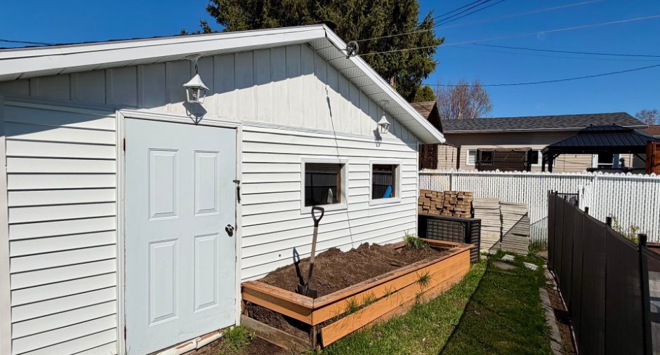 Shed