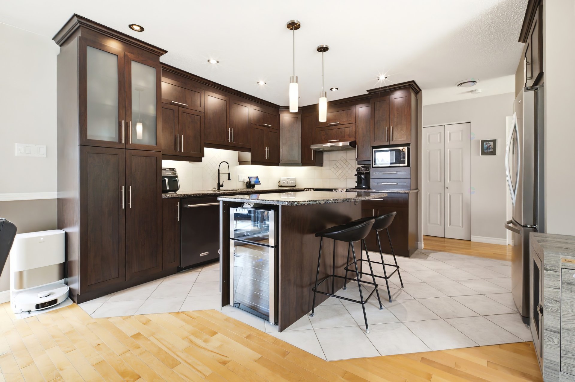 705 Ch. St-Marc O. — photo 2