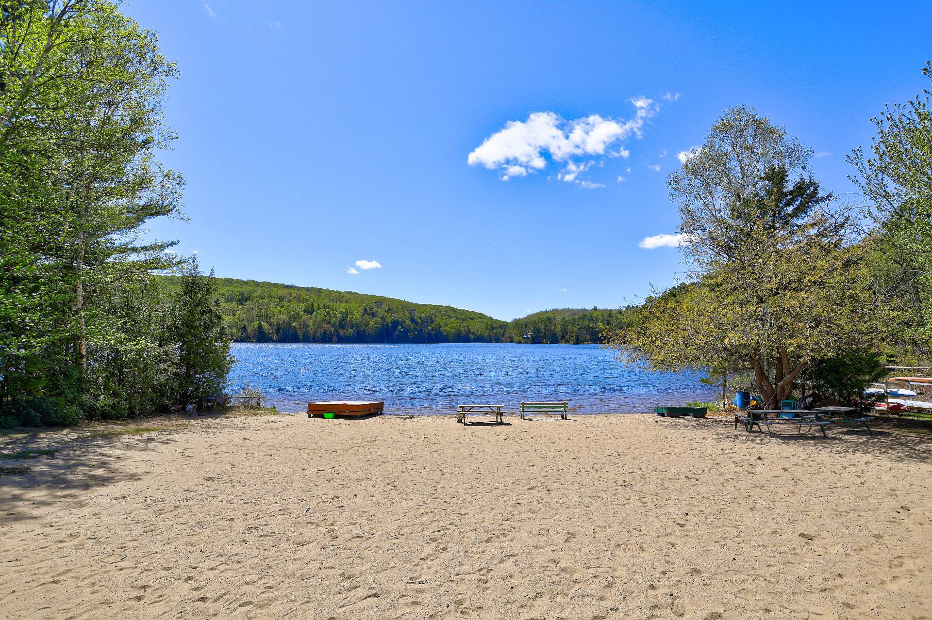 539 Ch. du Bord-du-Lac-Léon — photo 2