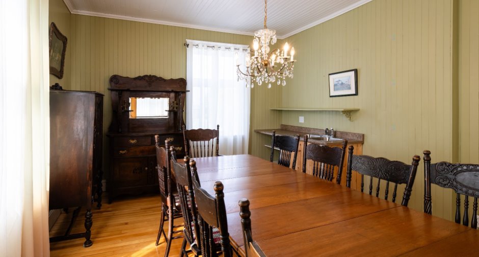 Dining room