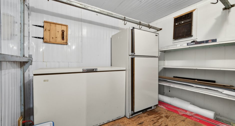 Cave/ chambre froide