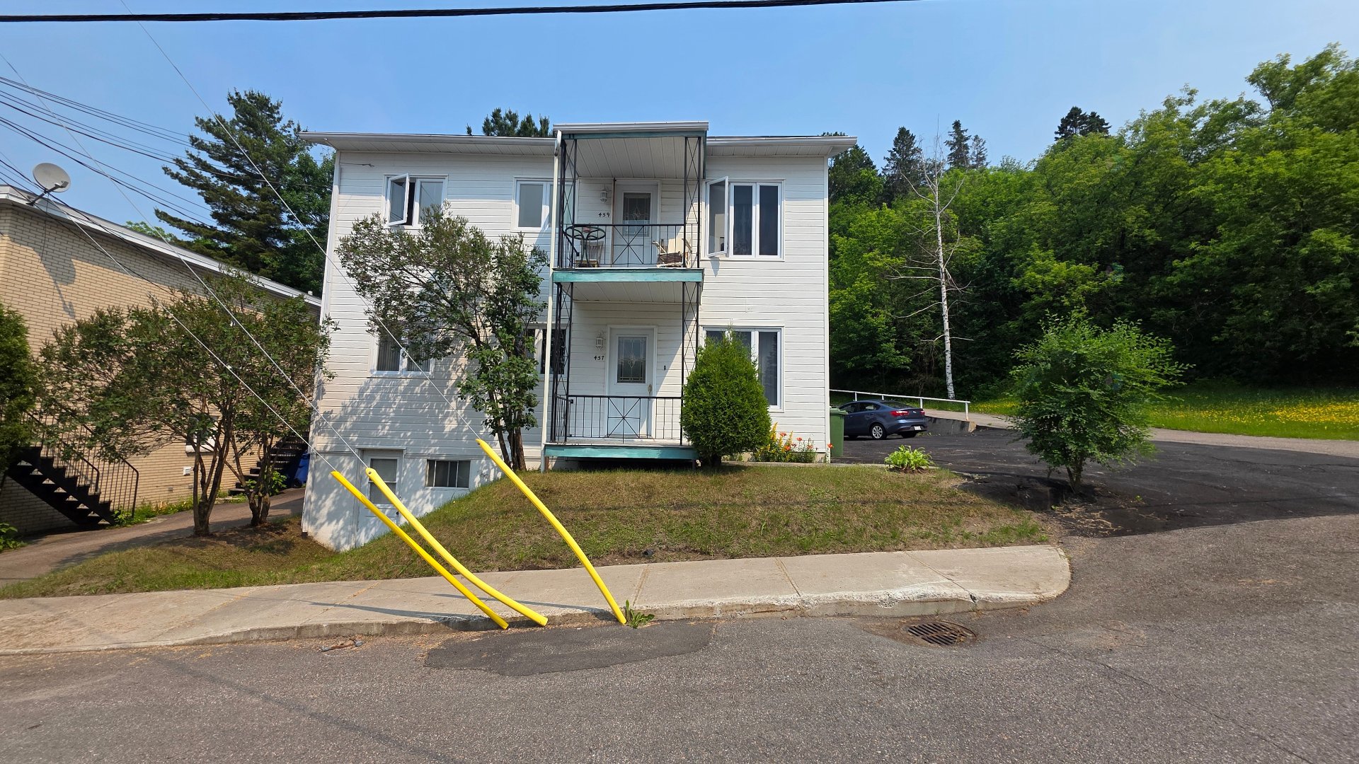457-459 Rue de la Place-d'Armes — photo 3