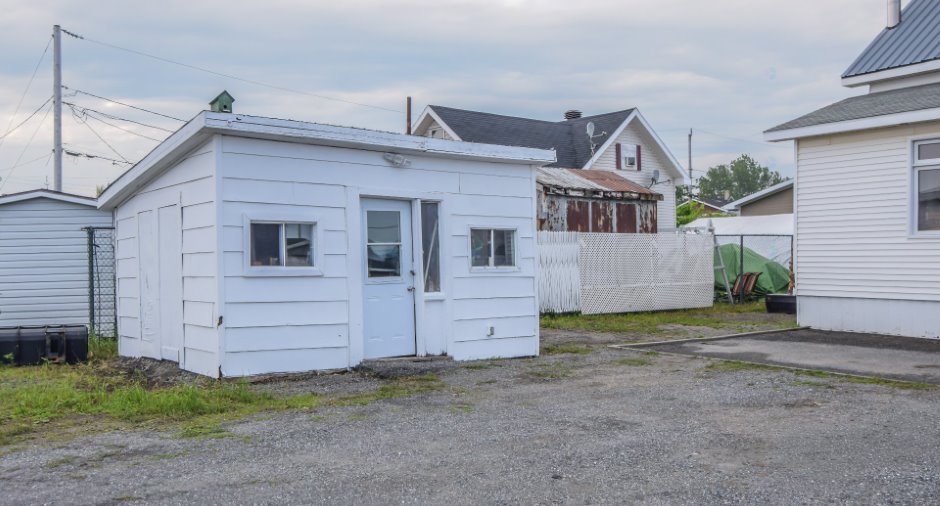 Shed