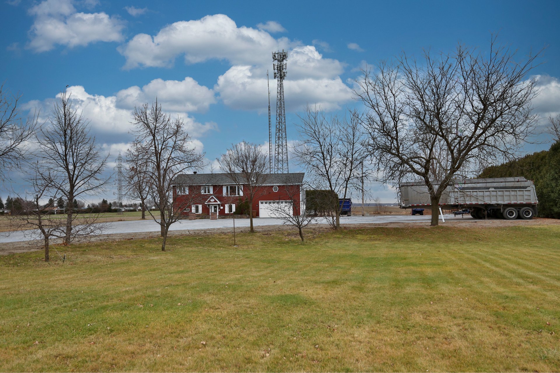 3925 Rue St-Pierre O. — photo 1