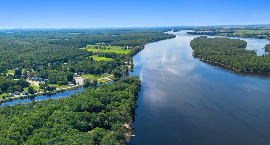 Vue sur l'eau