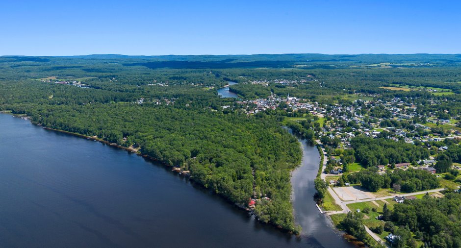 Vue sur l'eau