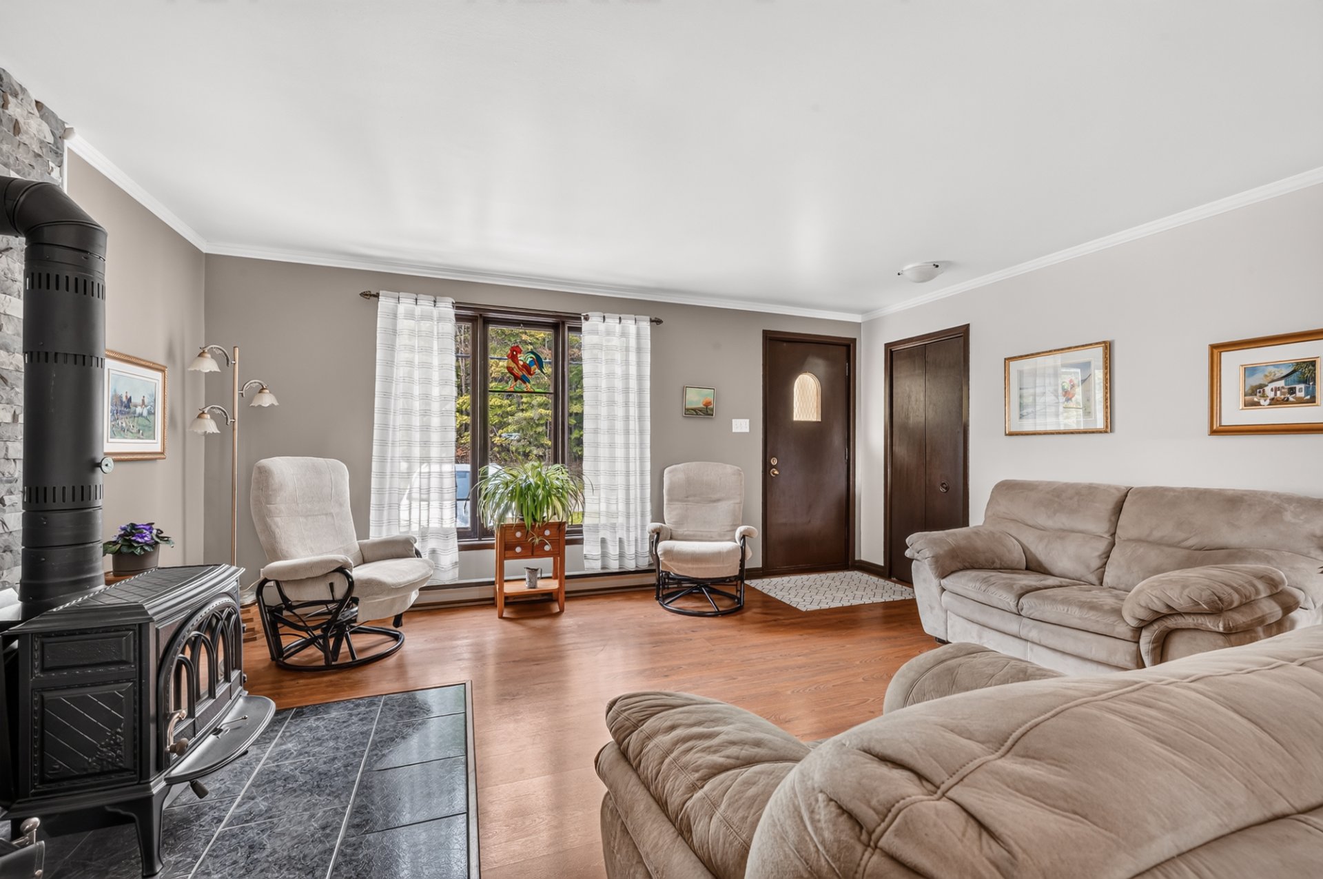 8882 Av. Royale — photo 3