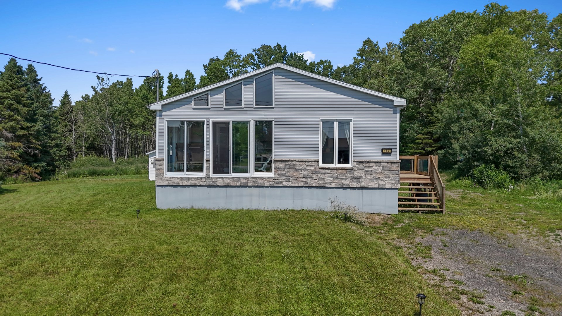 182 Route Centrale — photo 1