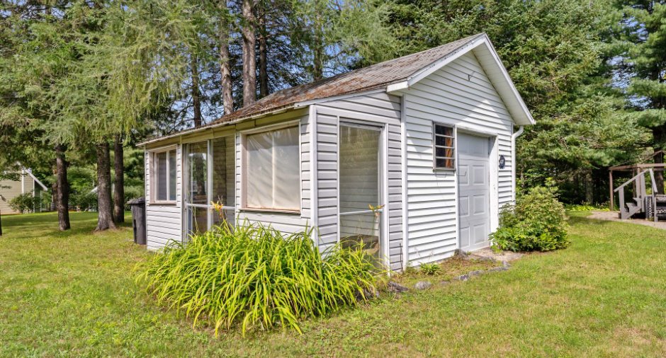 Shed