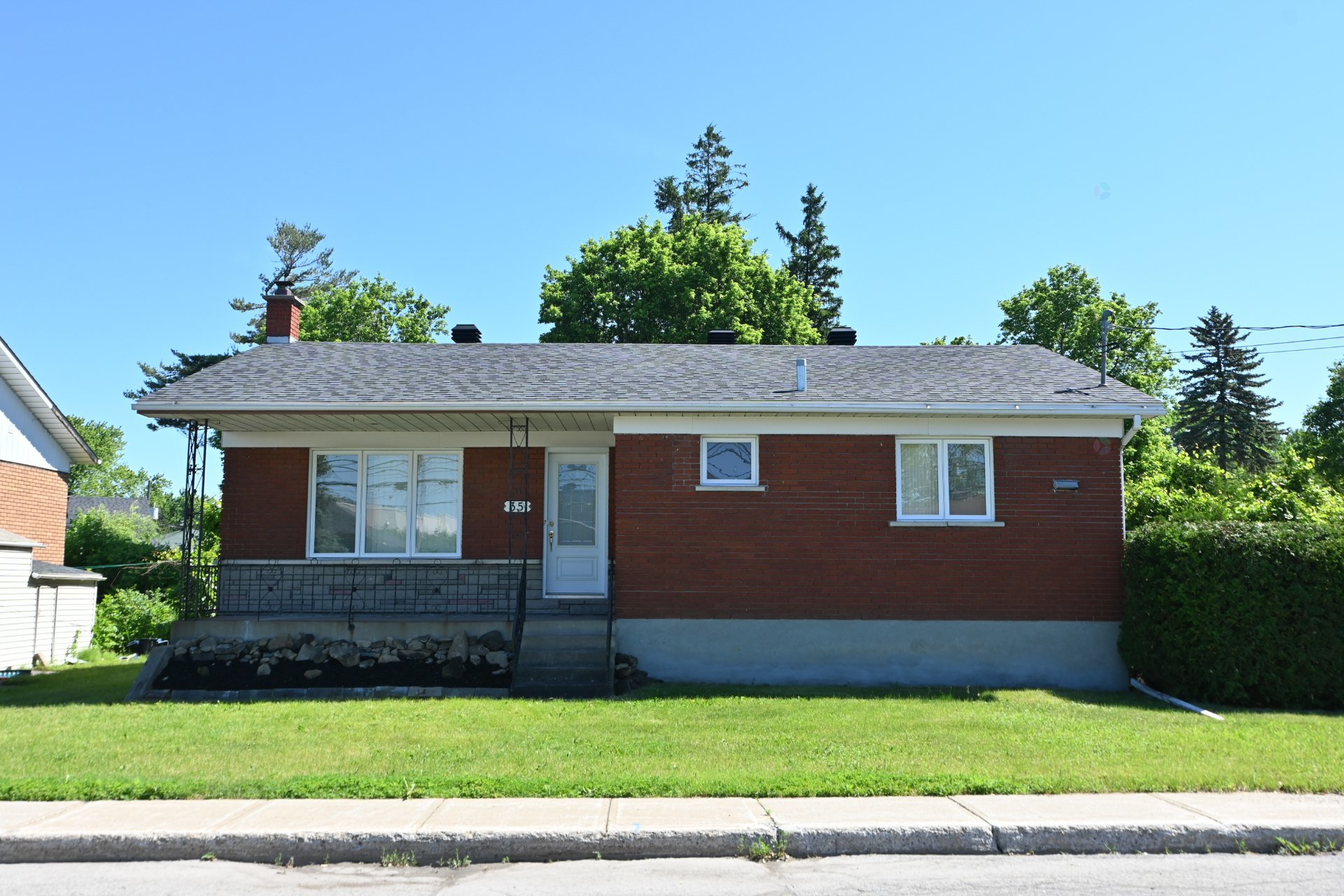 Bungalow for sale, Sainte-Thérèse