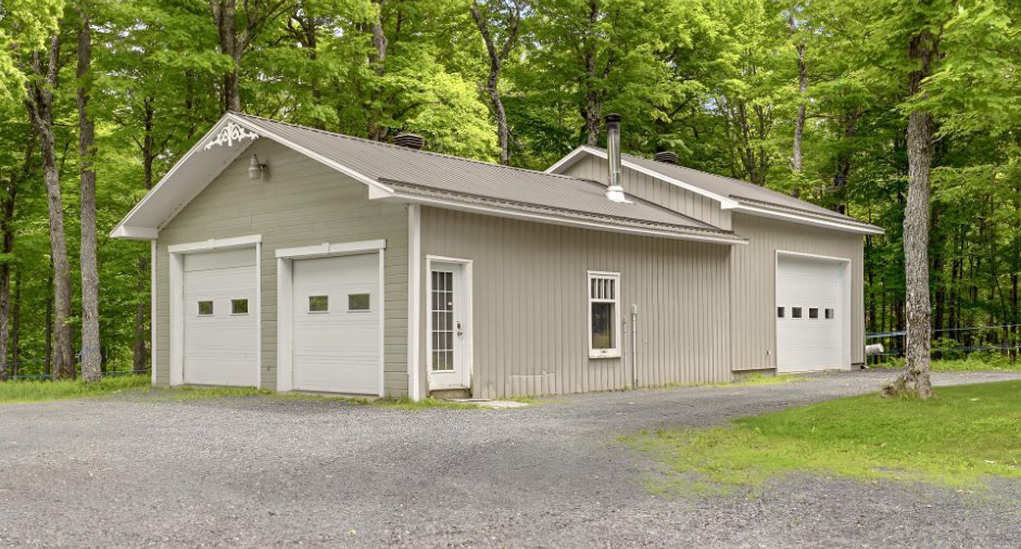 Garage