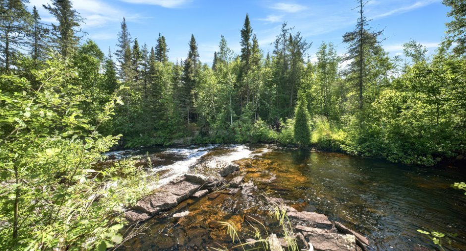 Accès au plan d'eau