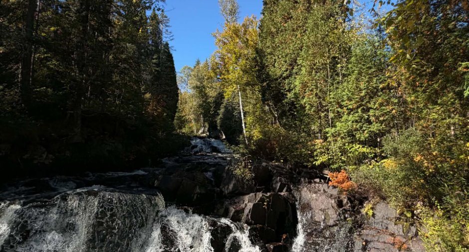 Accès au plan d'eau