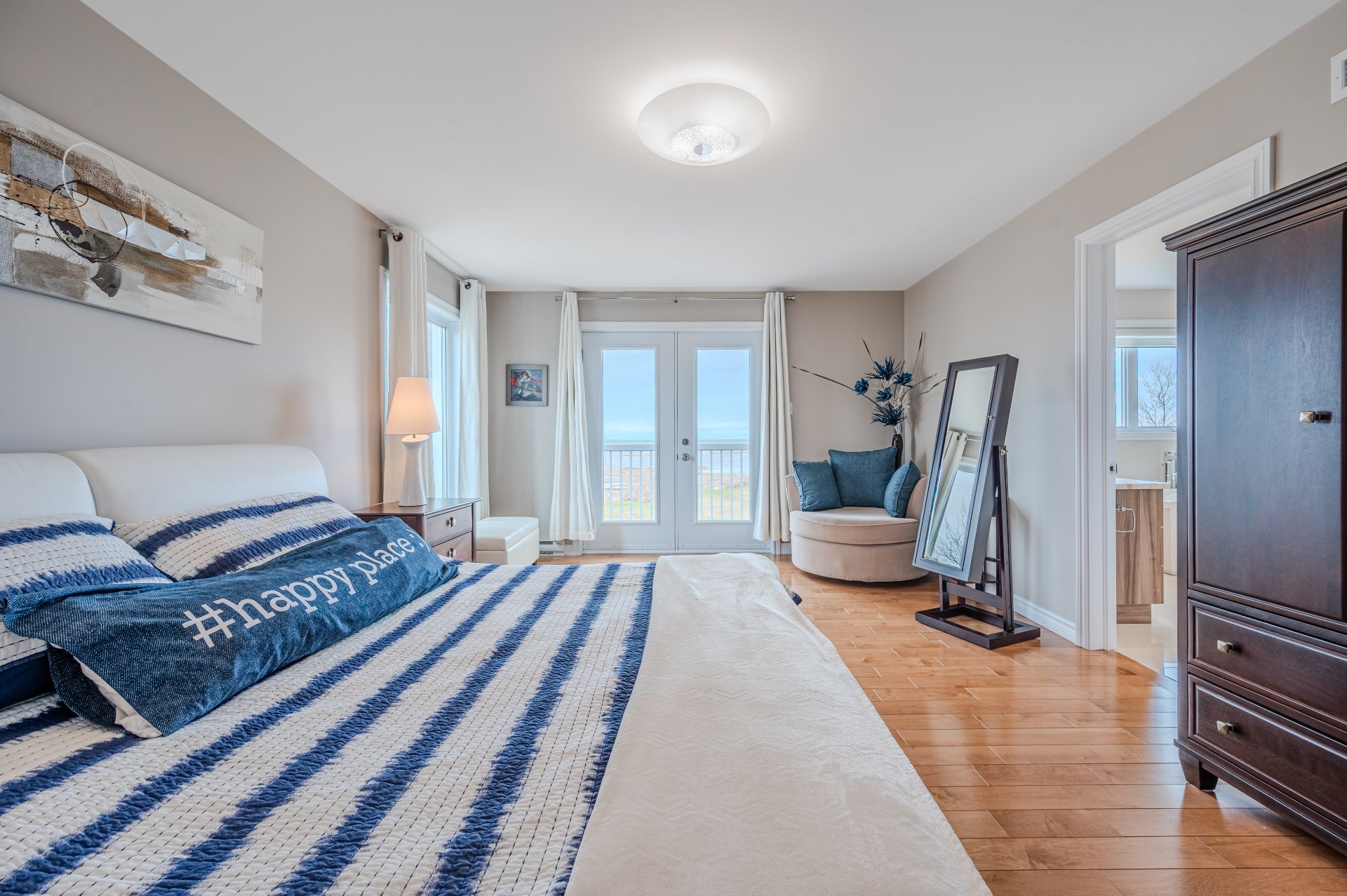 Chambre à coucher principale