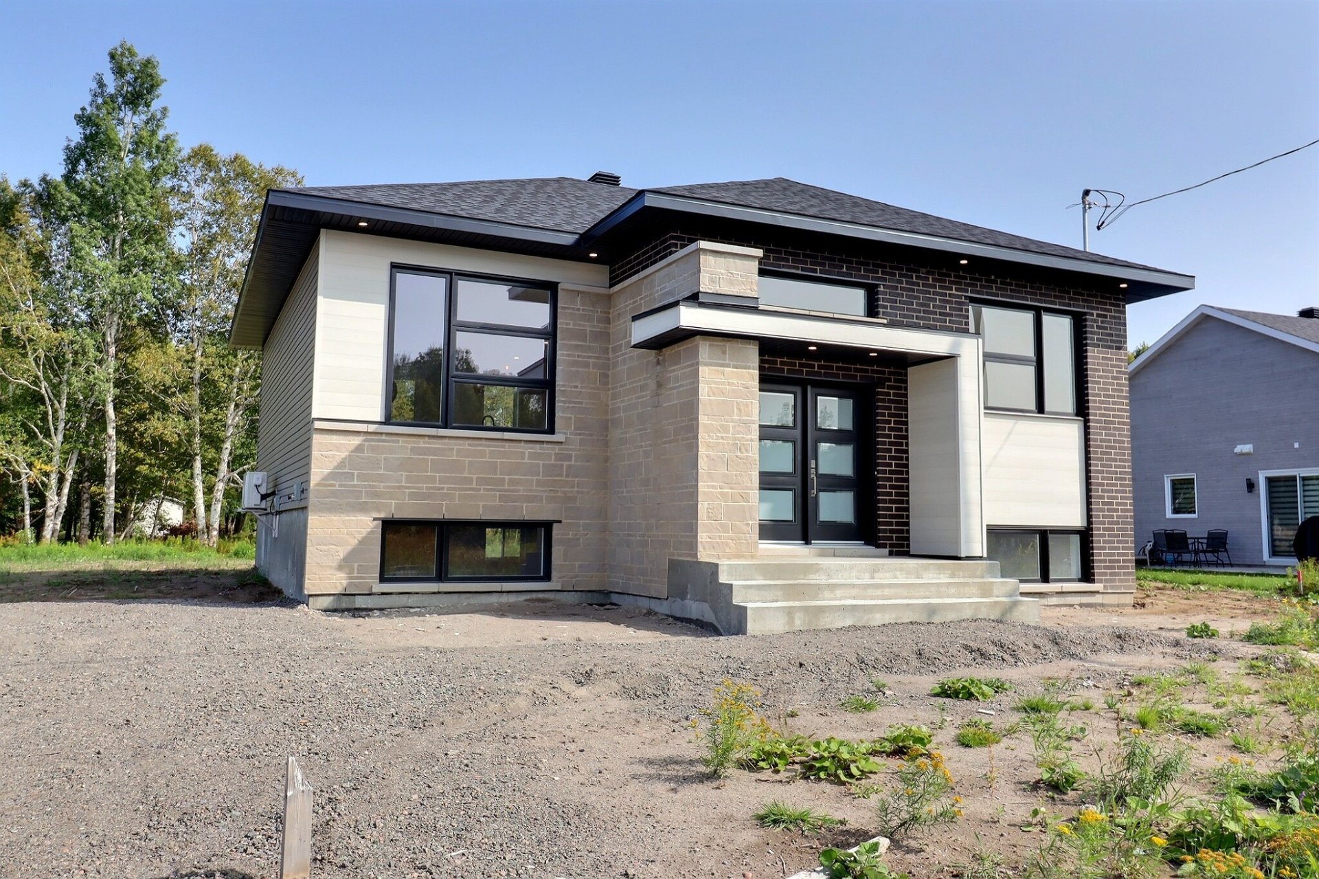 2330 Rue de Frontenac — photo 2