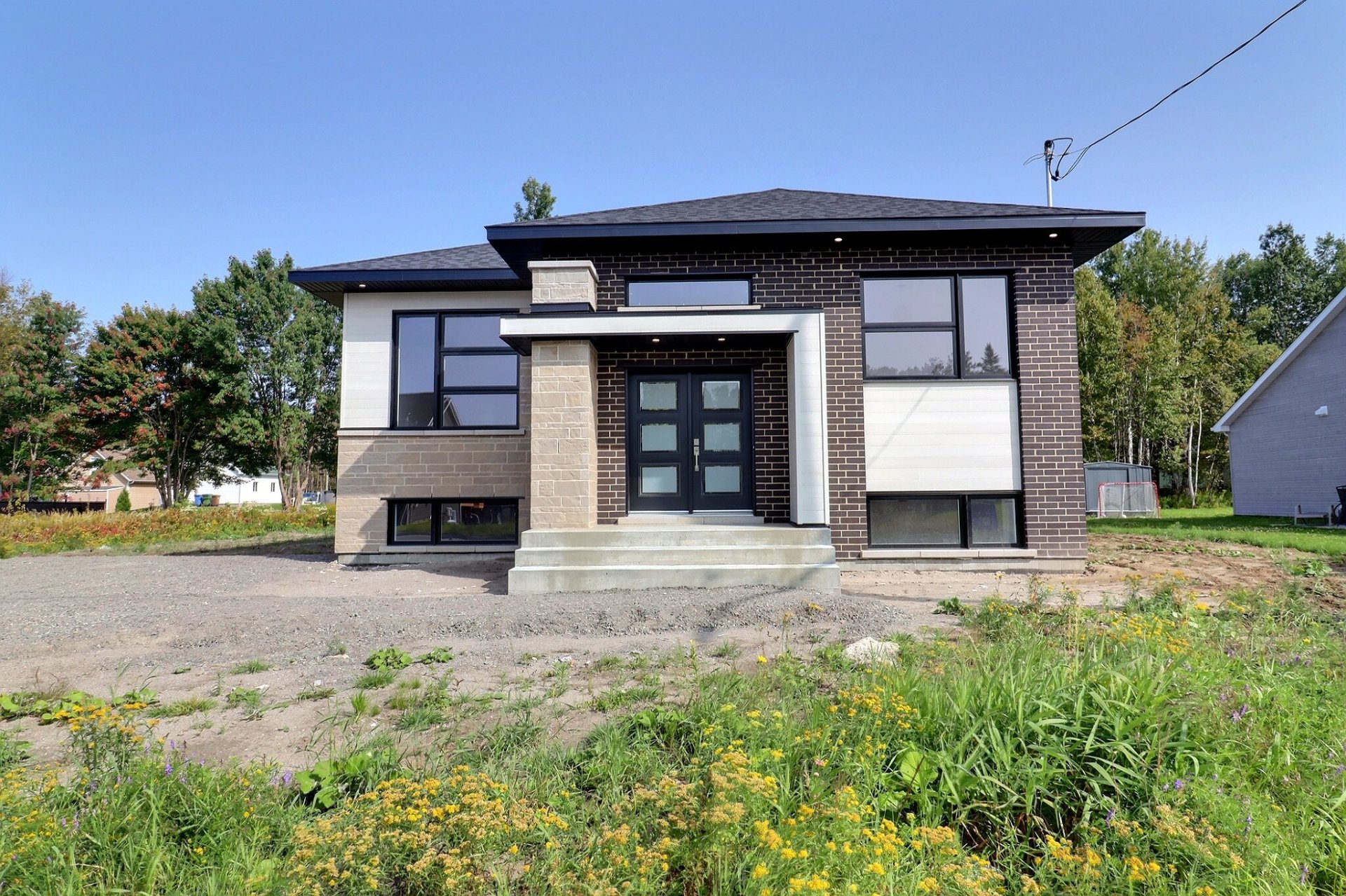 2330 Rue de Frontenac — photo 3
