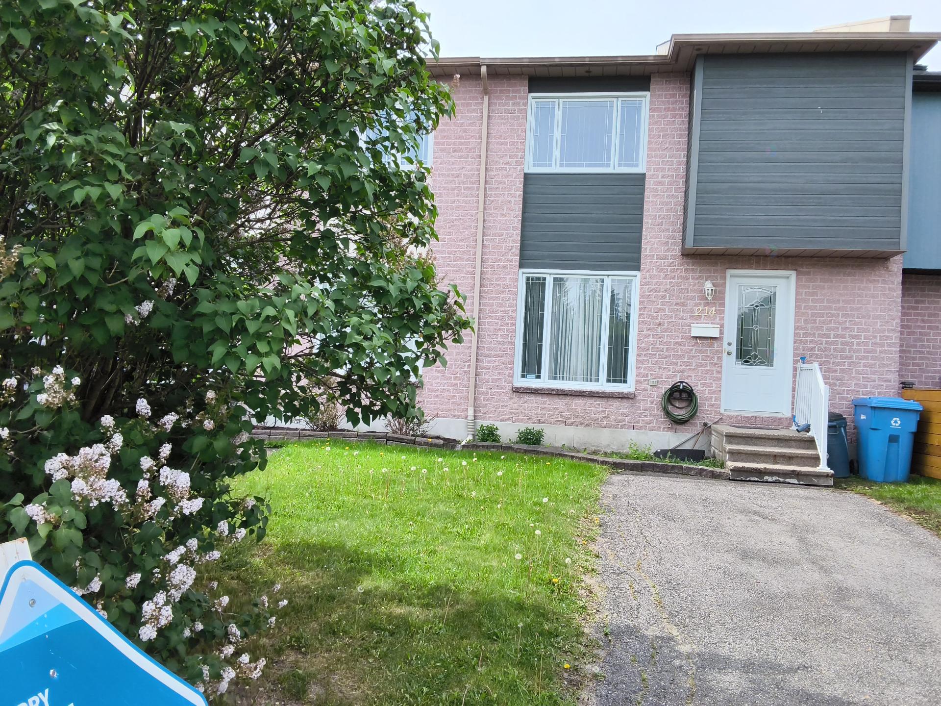 214 Rue Jules-Bordet — photo 1