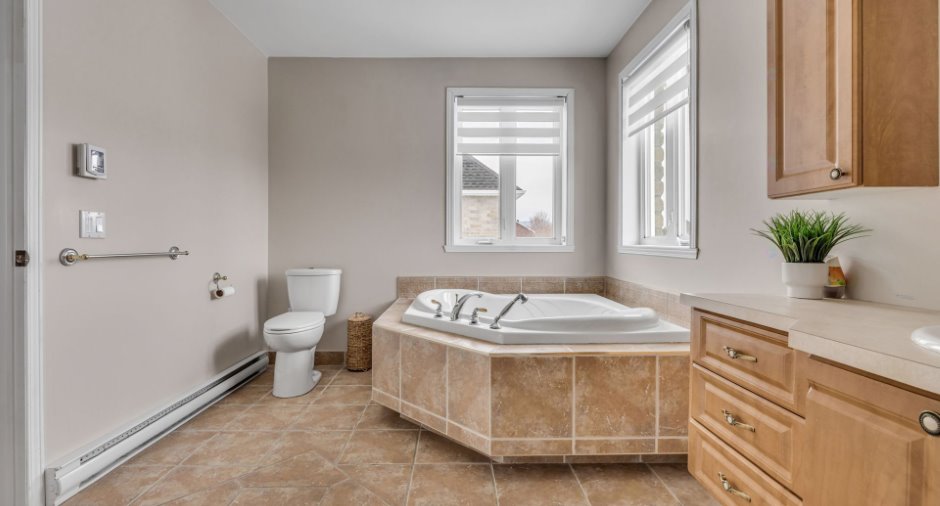 Salle de bains attenante à la CCP