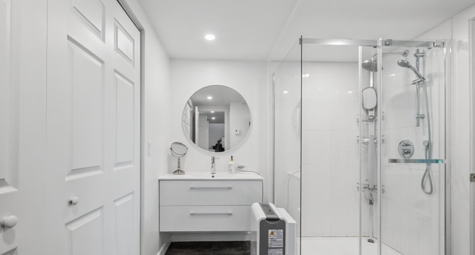 Salle de bains attenante à la CCP