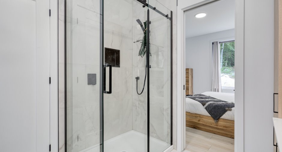 Salle de bains attenante à la CCP