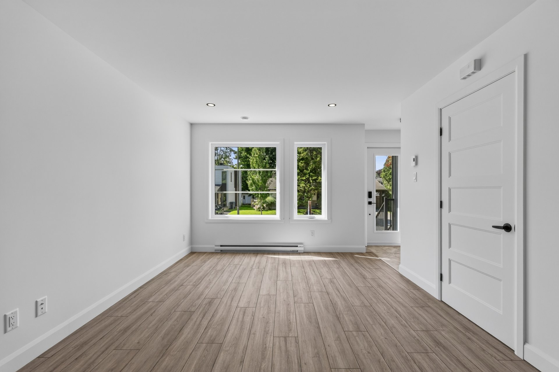 1139 Av. Fabre — photo 3