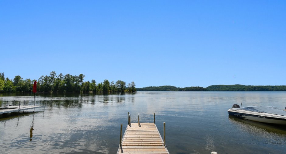 Accès au plan d'eau