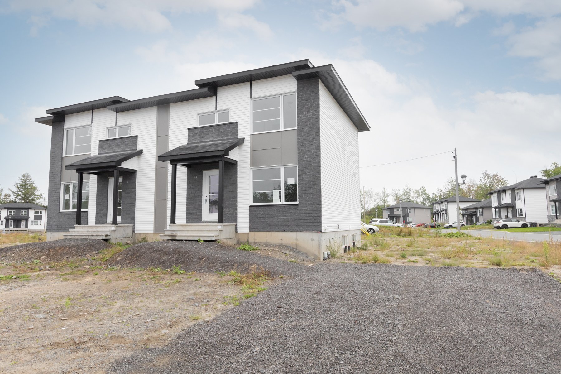 Two or more storey for sale, Québec