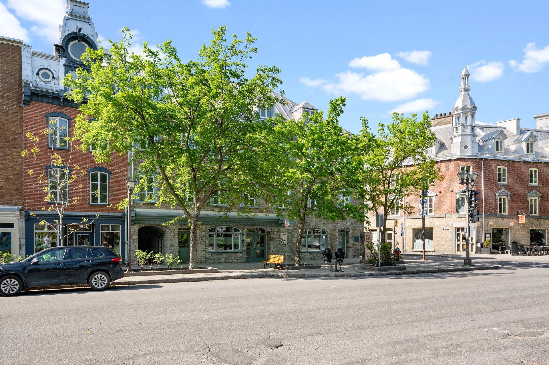 355 Rue St-Paul (#304) — photo 2