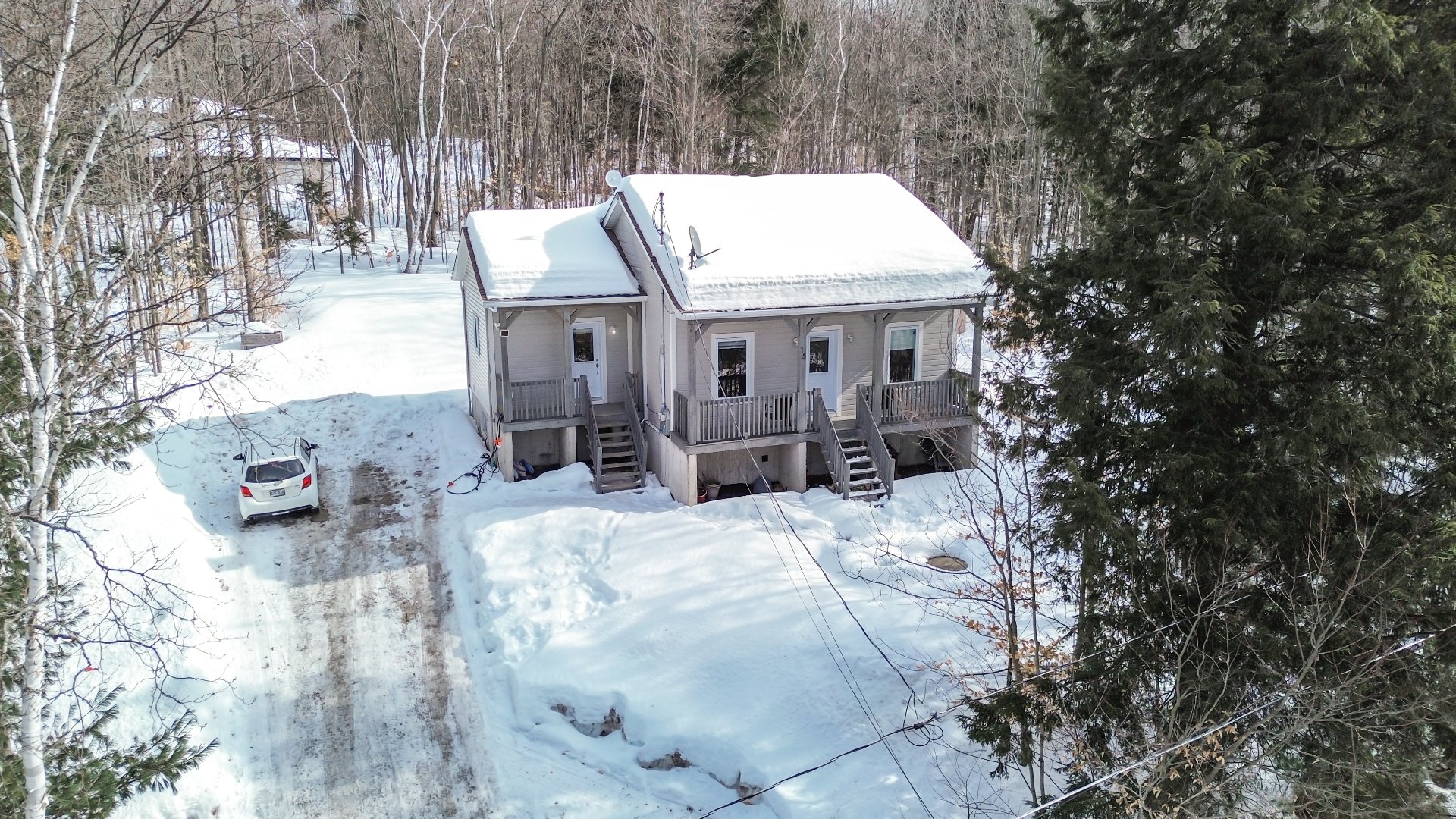 Maison à étages à vendre, Saint-Hippolyte