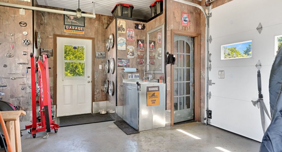 Garage