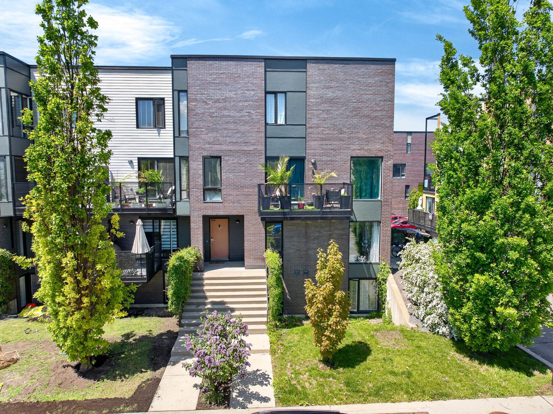 9489 Rue Jean-Pierre-Ronfard — photo 1