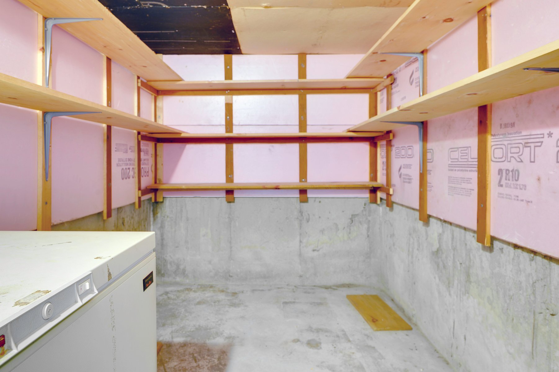 Cave/ chambre froide