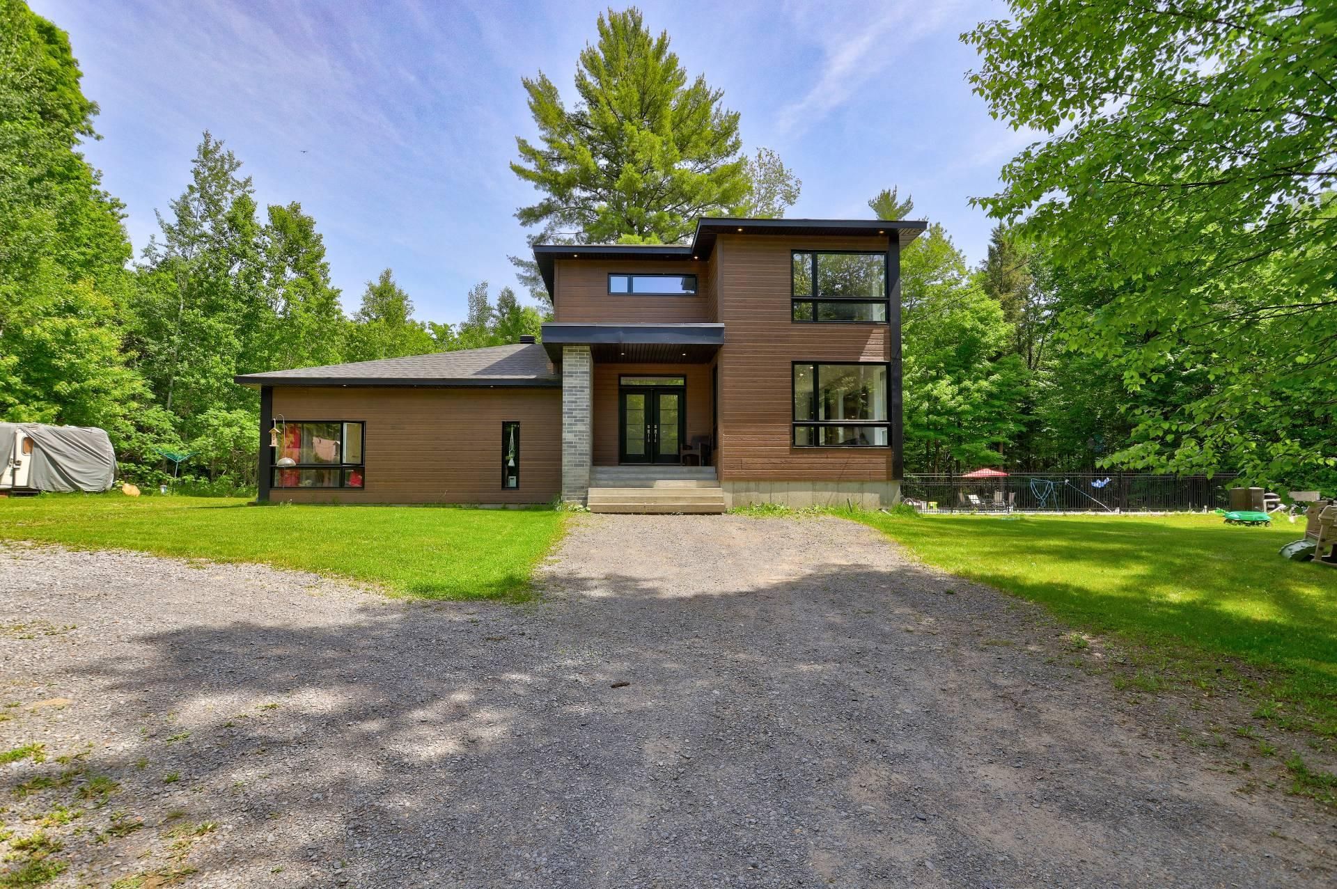685 Ch. de la Vallée-des-Pins — photo 2