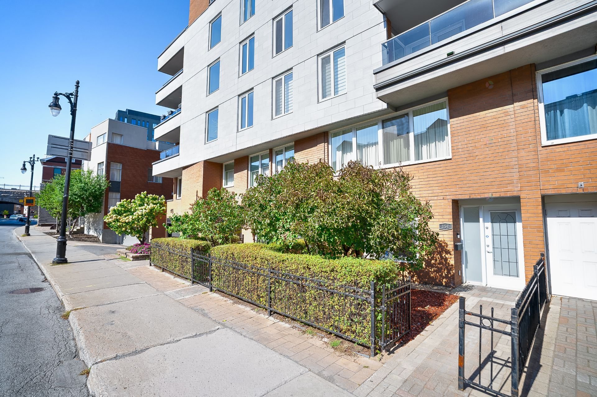 351 Rue Berri (#103) — photo 2