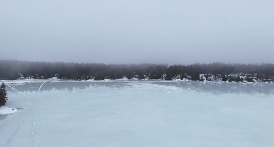 Accès au plan d'eau