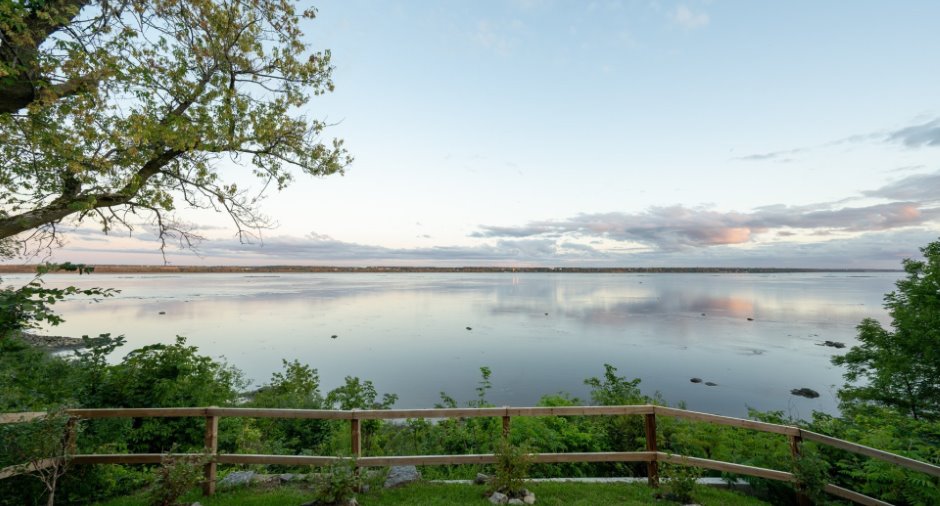 Vue sur l'eau